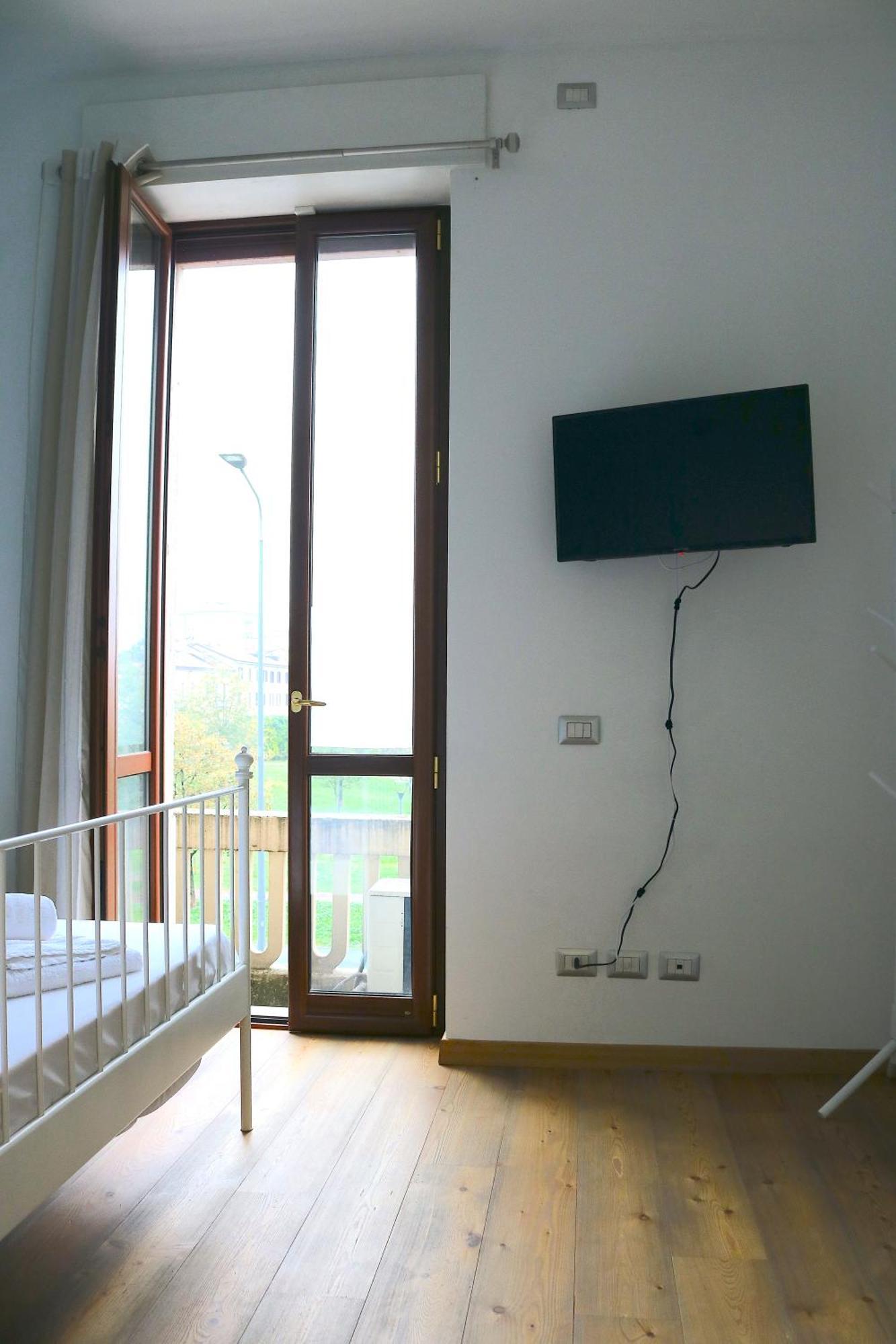 Lovely Navigli Studio With Balcony - Via Carlo Torre Milano Dış mekan fotoğraf